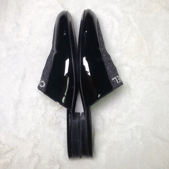 โค๏ธSOLDโค๏ธCHANEL Glitter Fabric LOGO Flats Mules 35.5 - Picture 3 of 10